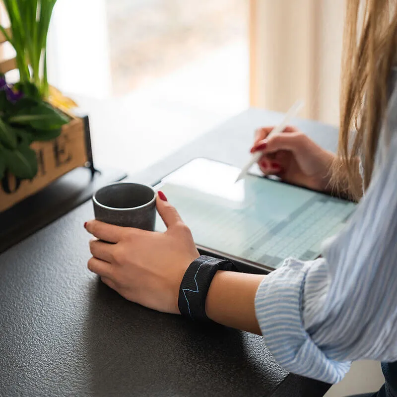 weight bracelet effective against essential tremors - shaky hands - wrist weights - continuous gentle exercise