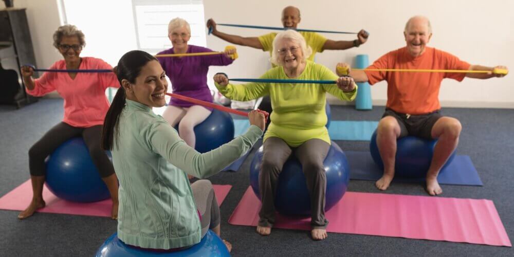 Older-people-exercising-safely