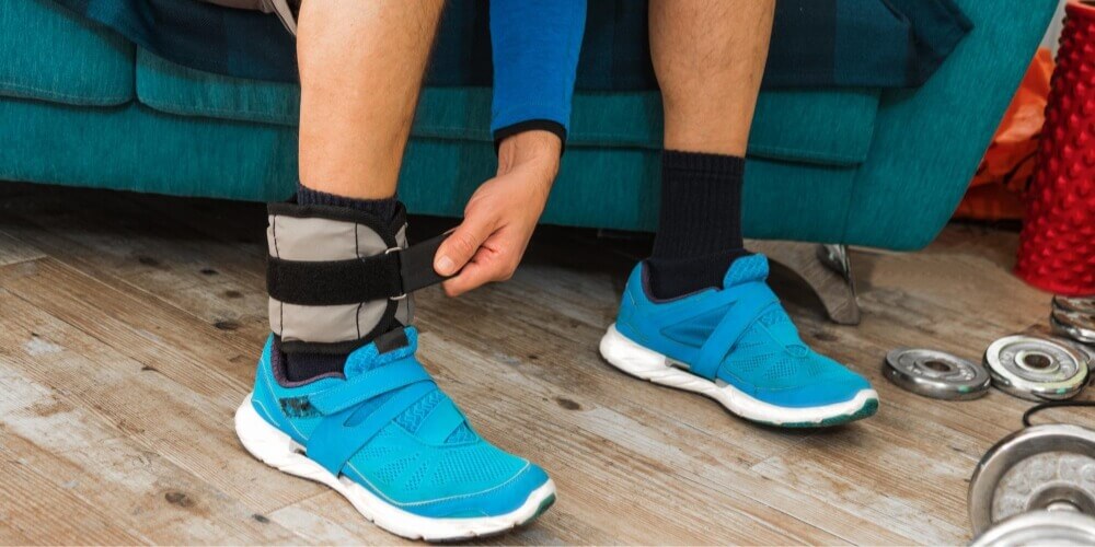 Exercise with weighted ankle bracelet energy-expenditure-accessory-weight-training-weighted